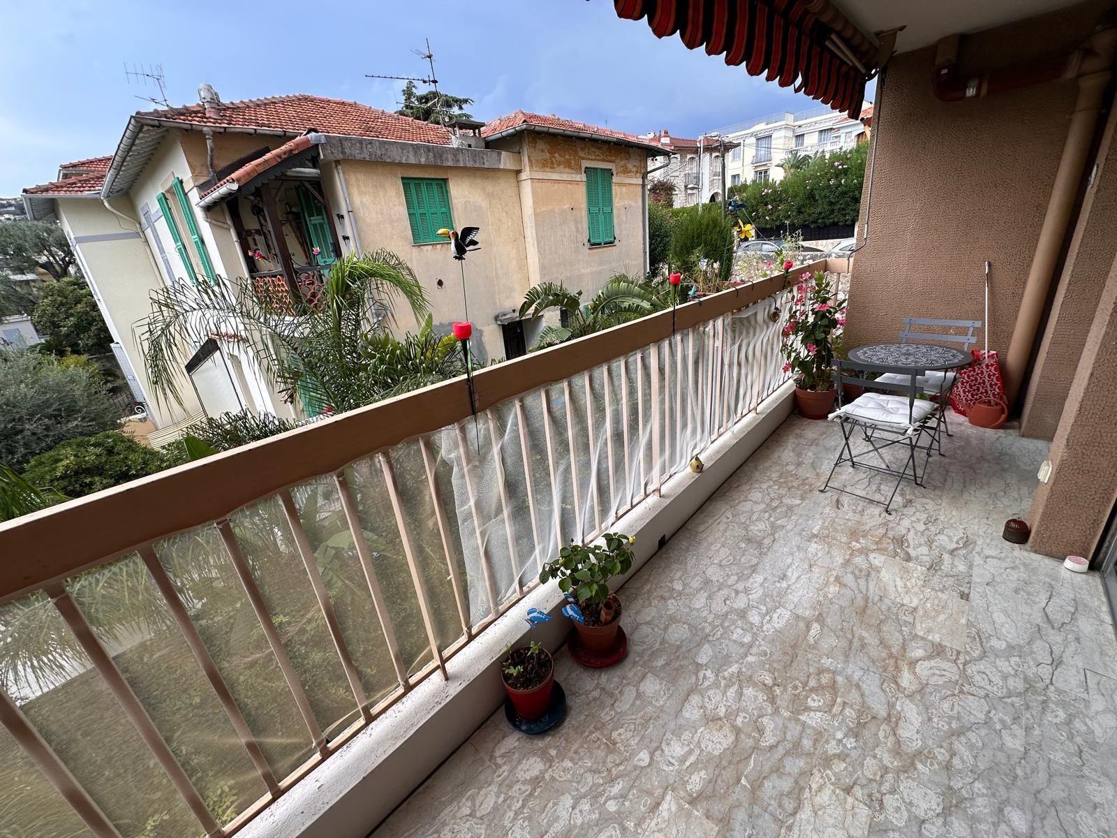 Appartement 3 pièces   Quartier des Poètes / Chambrun