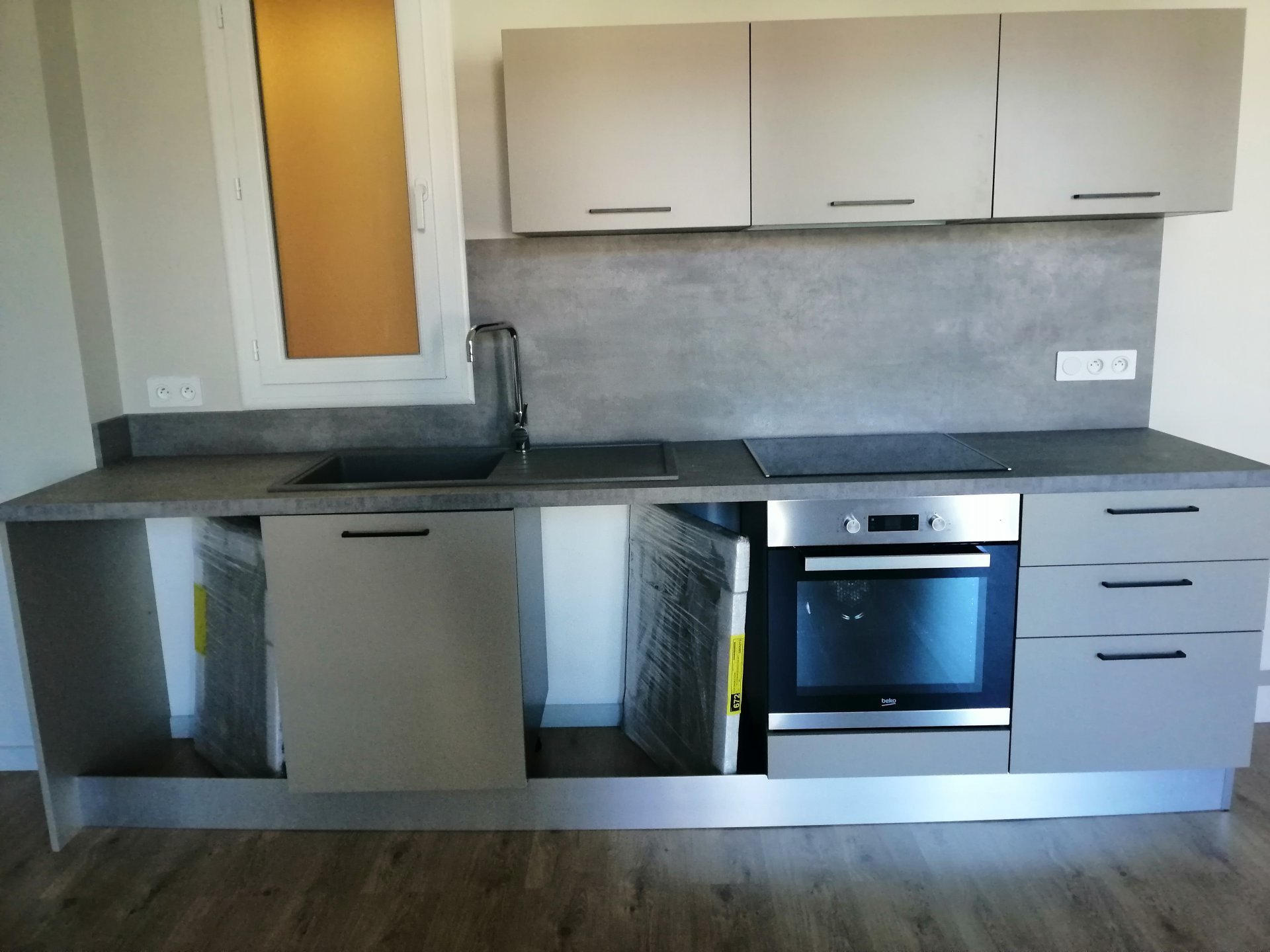 property_areas:3 general:13 property_flooring:1