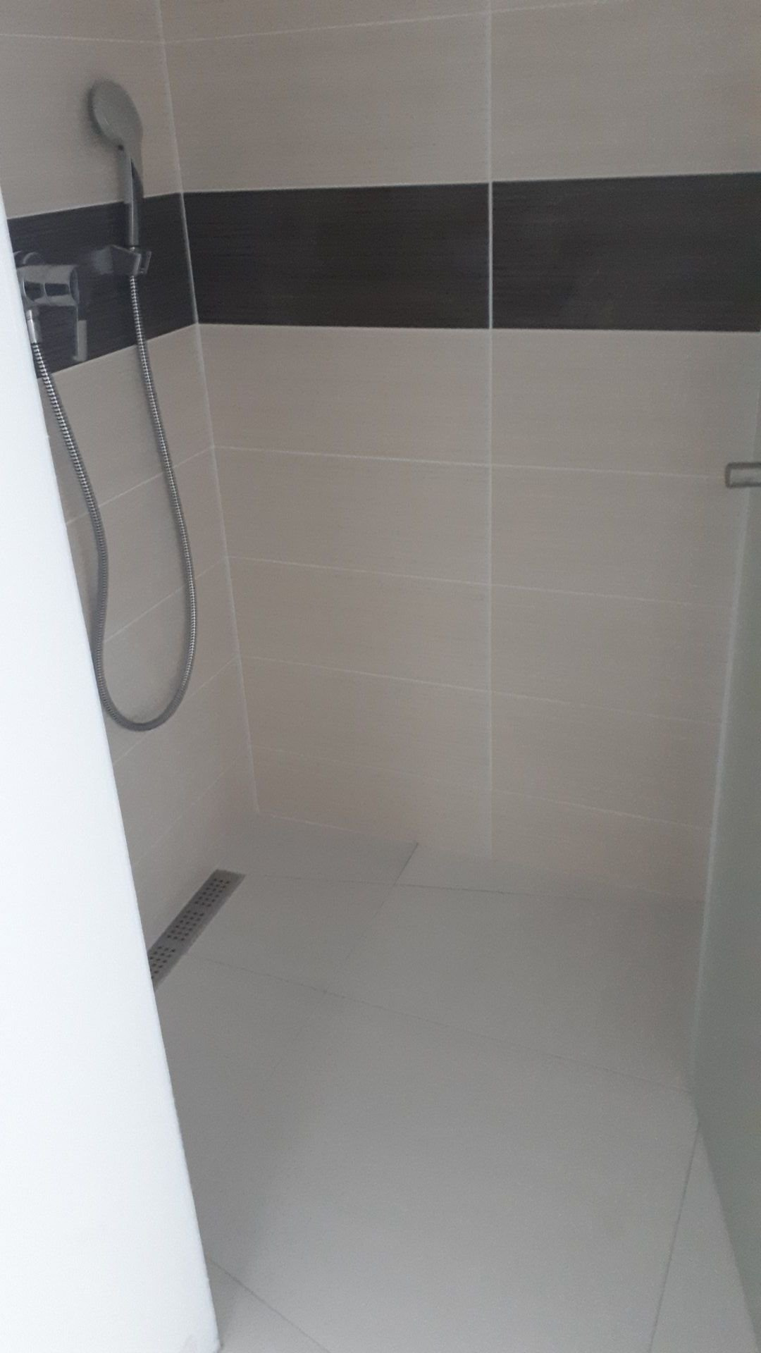 property_areas:8 property_flooring:2